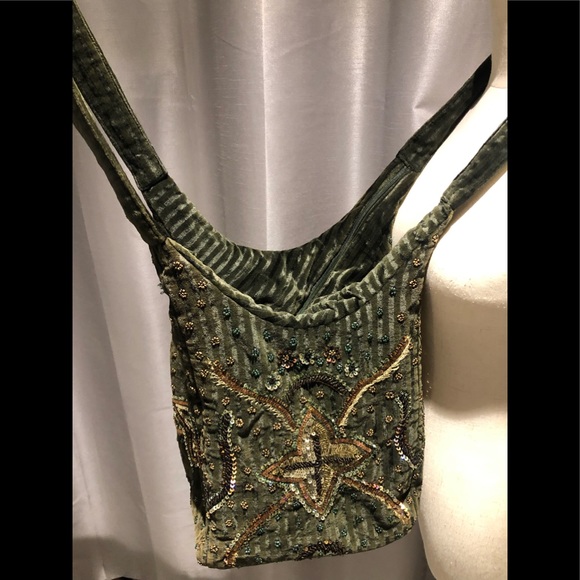 Handmade Embroidery Sequin Beaded Velvet Handbag - Picture 9 of 16